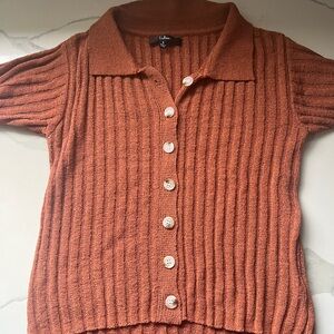 Lulus fall top with buttons.